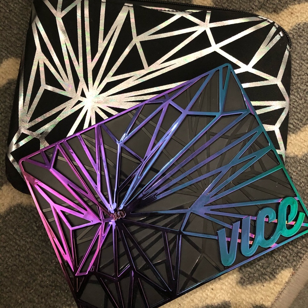 Urban decay vice eyeshadows palette